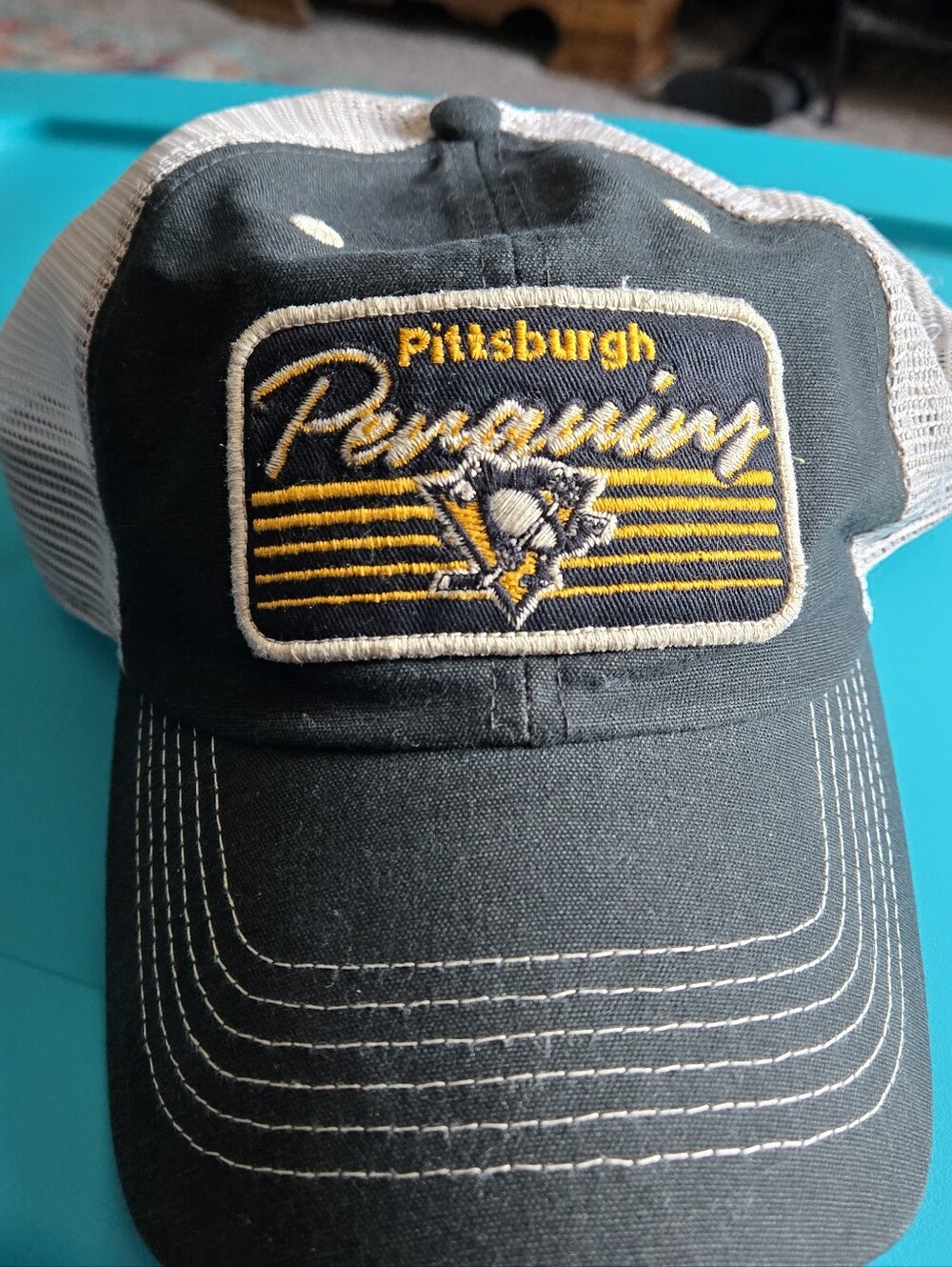 Pittsburgh Penquins '47 Brand Black Hat with White Mesh